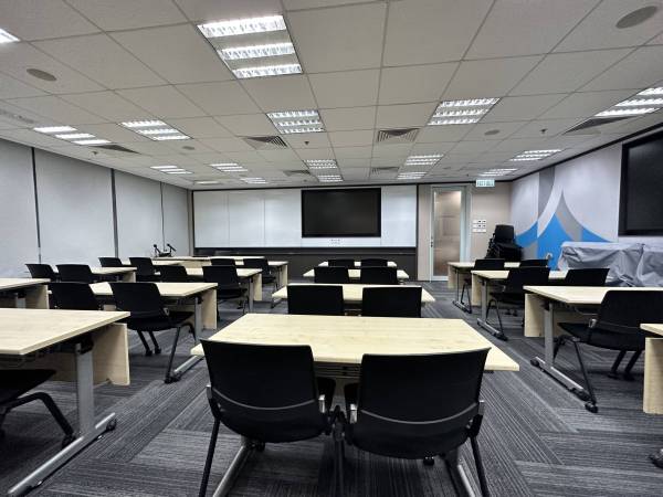 Workshop Setting Room 1 (750 sq. ft.) 20 – 30 persons