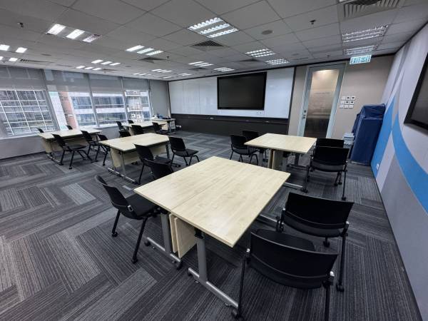 Workshop Setting Room 1 (750 sq. ft.) 20 – 30 persons